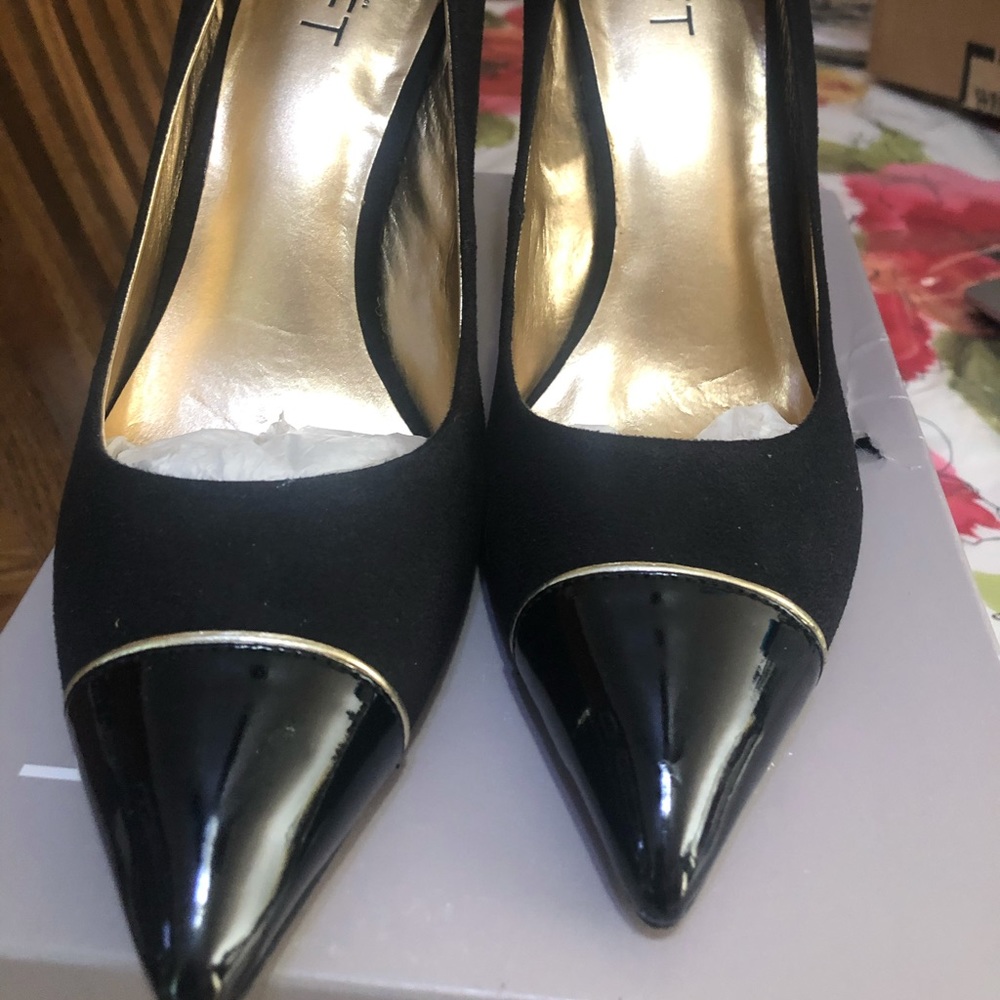 NIB - Ann Taylor Loft “Penelope Pointy Toe”